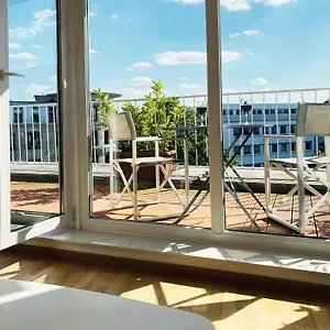 Victoria 3*, Düsseldorf Alemania