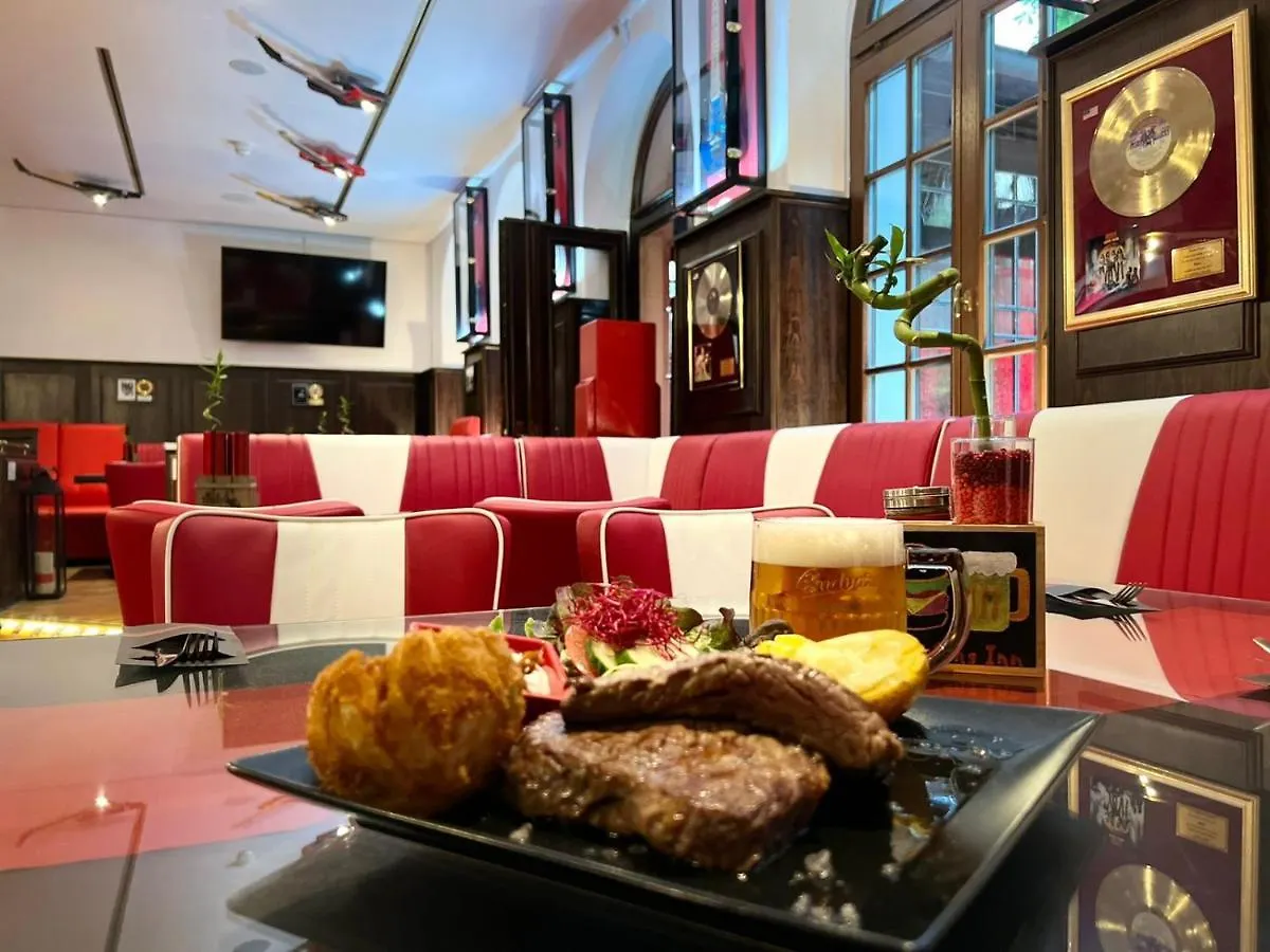 Mustang Inn Am Grossen Garten Dresde 3*,  Alemania